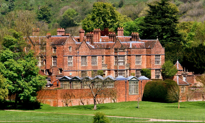 Chequers Court