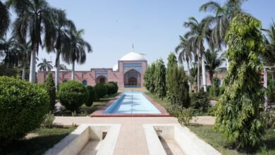 Shah Jahan Mosque